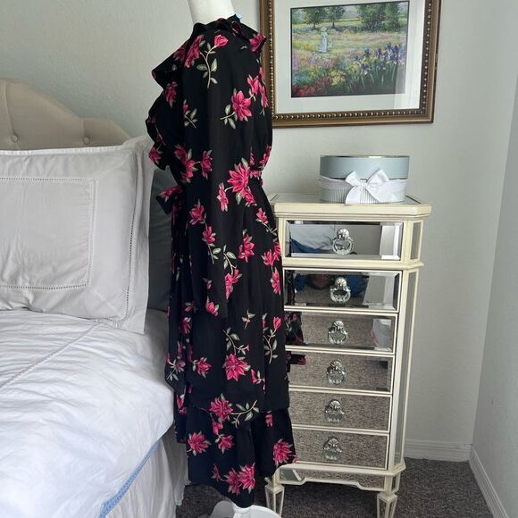 Draper James floral wrap dress size XS NWT - Picture 2 of 6